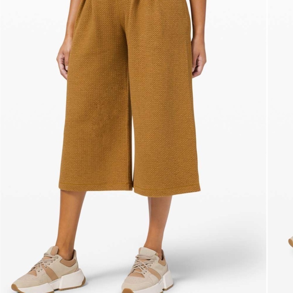 Lululemon Can You Feel The Pleat Crop pants Heathered Spiced Bronze size 10 - Picture 12 of 12